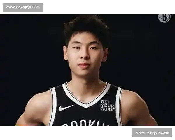 头盔配电驴！崔永熙归队苦练，全运 U22 出战仍悬